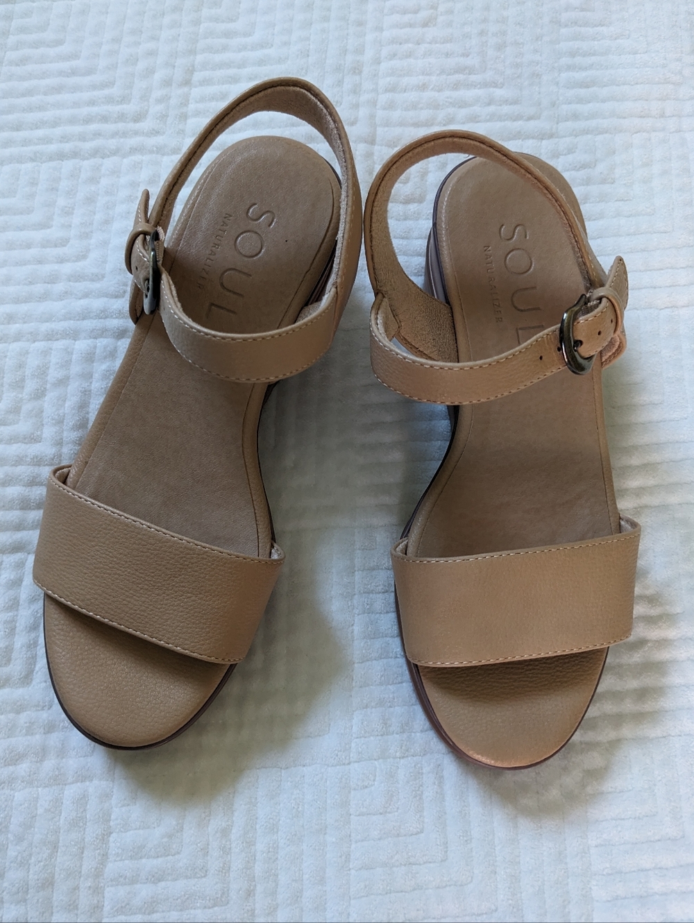 Naturalizer Soul Graciela Round Open Toe Wedge Sandals Tan Faux Leather 7 US